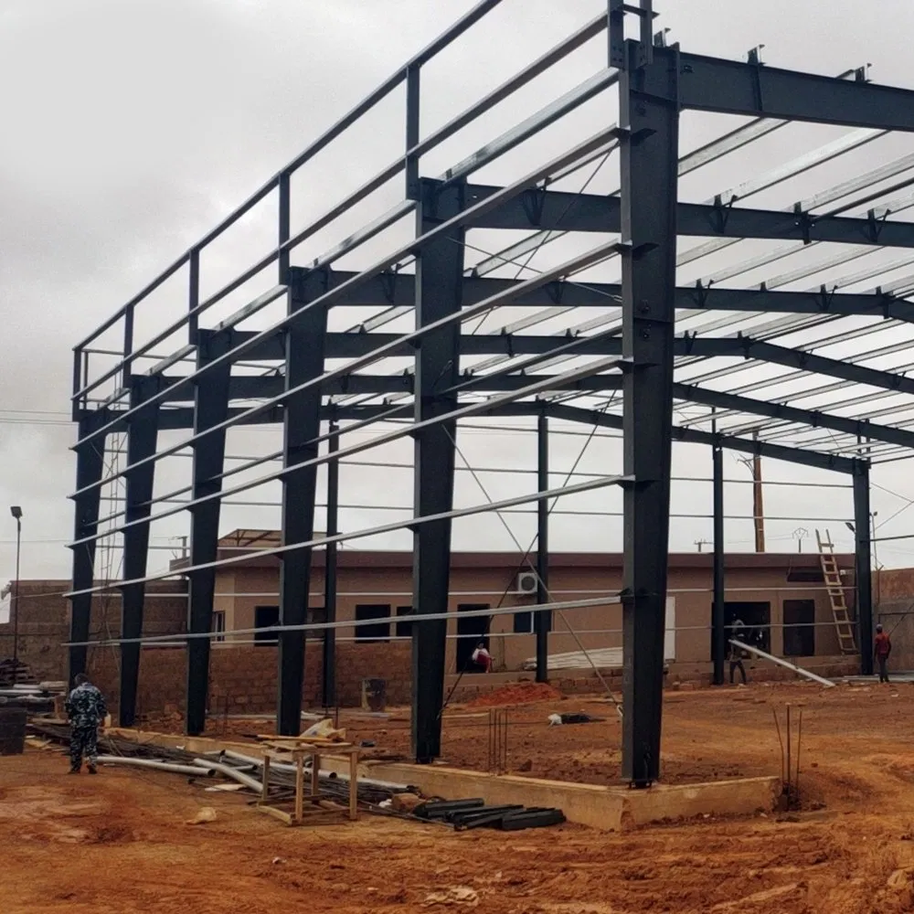 China Industrial Light Gauge Low Cost Prefab Sandwich Panel Steel Structure Warehouse for Sale