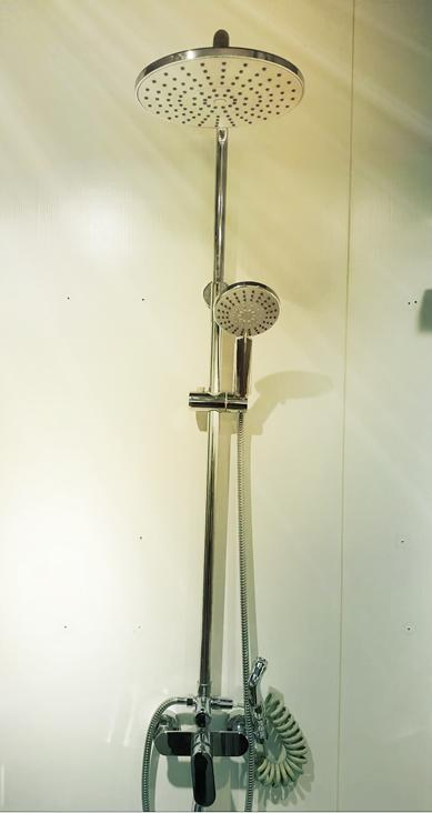 Bathroom Wall Mounted Brass Chrome Thermostatic Bath Rain Shower Mixer Faucet Shower Set