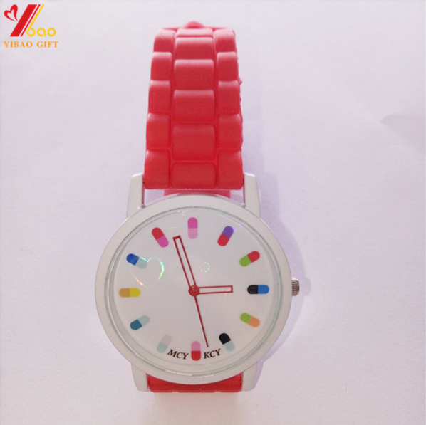 Students Wear Cute Watches with Customized Silicone Accessories