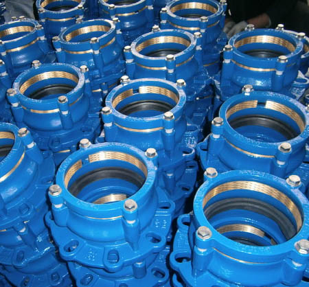 Ductile Cast Iron Self-Restrained Flange Adaptor for HDPE PE PVC Pipe