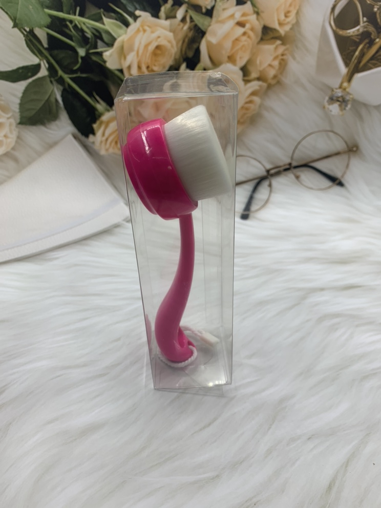 Pink Color Plastic ABS Handle White Hair Hanging Face Wash Brush