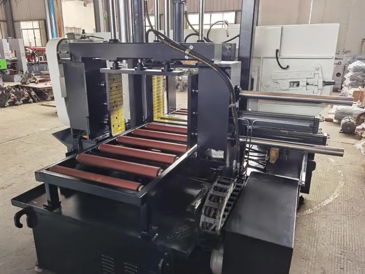 Ленточная пила по металлу горизонтальная автоматическая GZ4250H