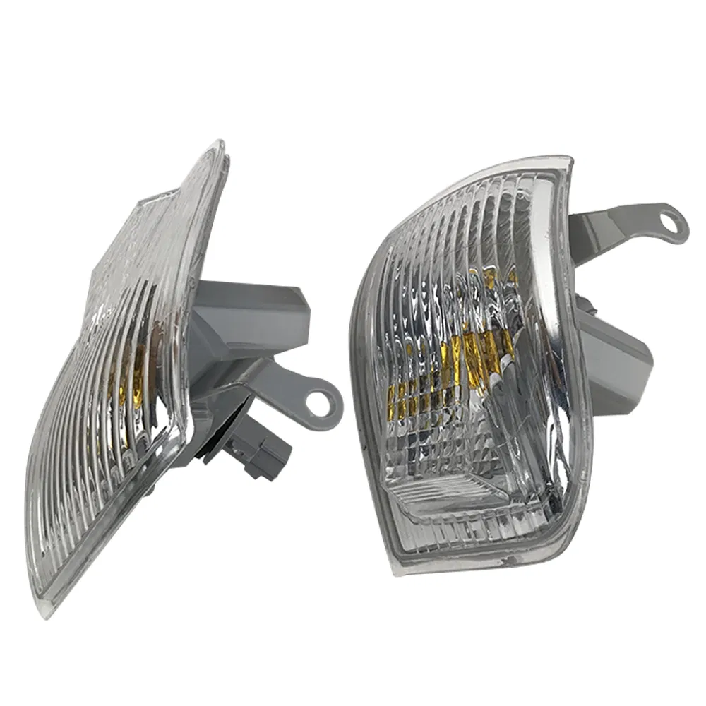 Передний поворотник Toyota Sprinter Carib 1999