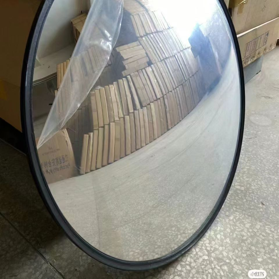 China Manufacturers 1.8mm 2mm 3mm R250-R1800 Wide Angle Convex Concave Curved Bend Bent Mirror for Auto Motor Rearview
