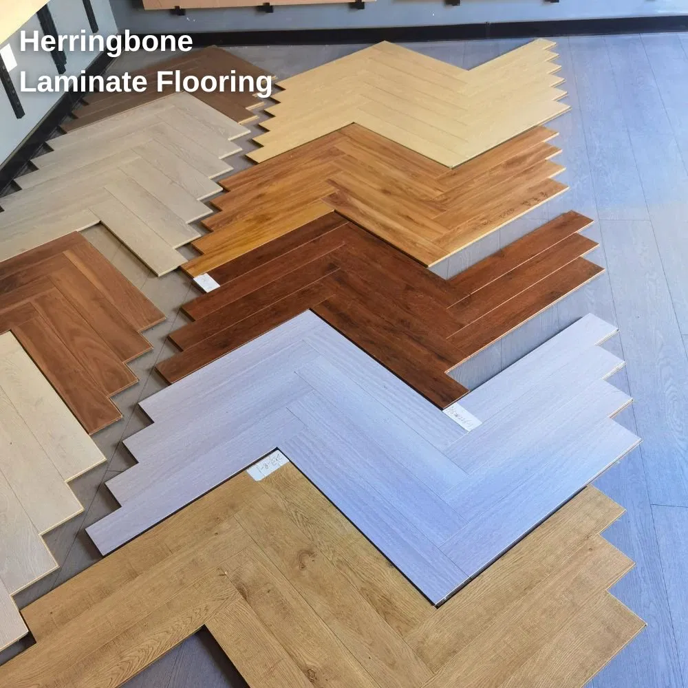 Nice Laminated Oak Wood Laminate Floor 8mm Flooring with Good Price