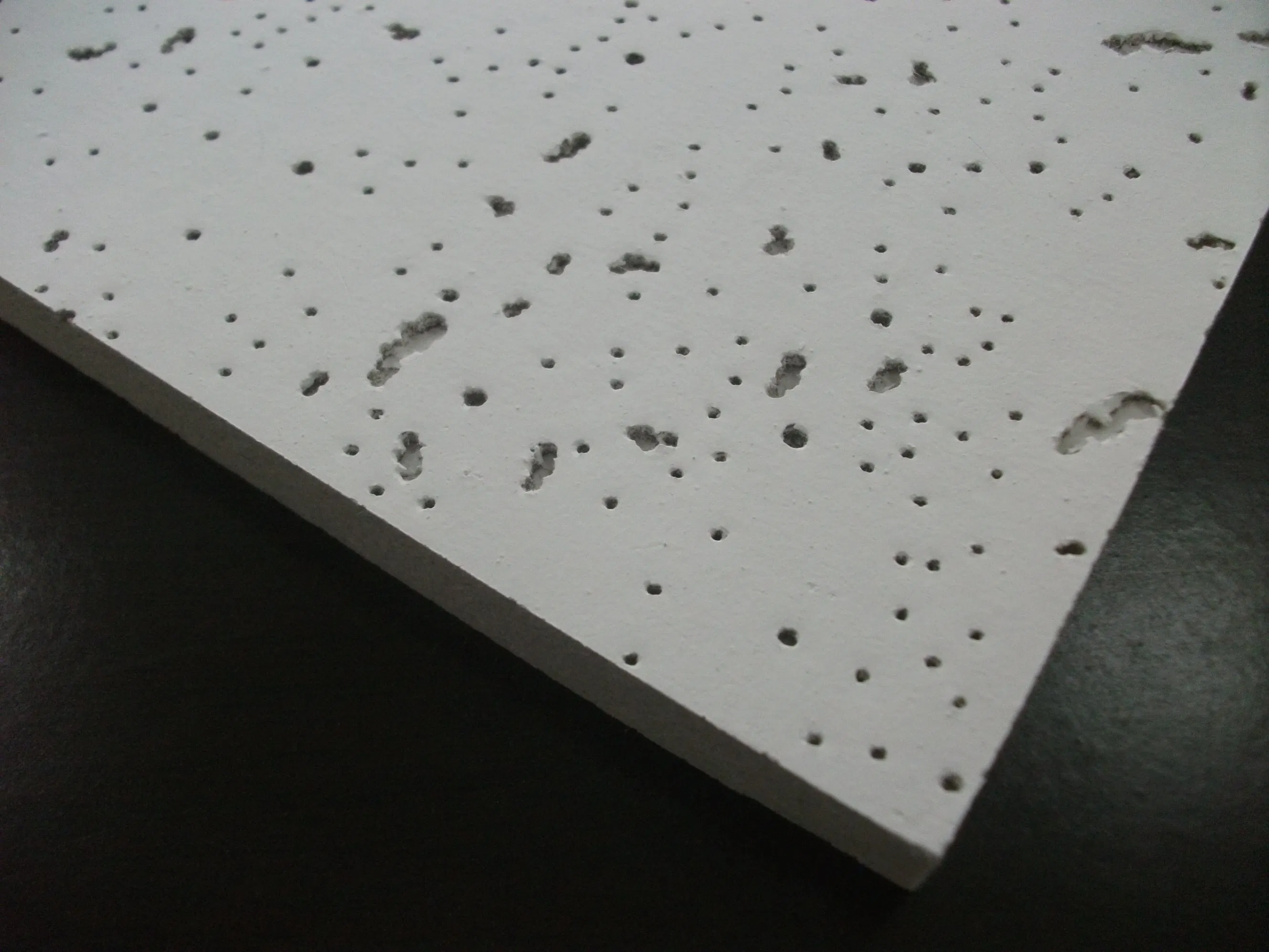 Mineral Fiber Board for Suspended Ceiling 600*600*15mm