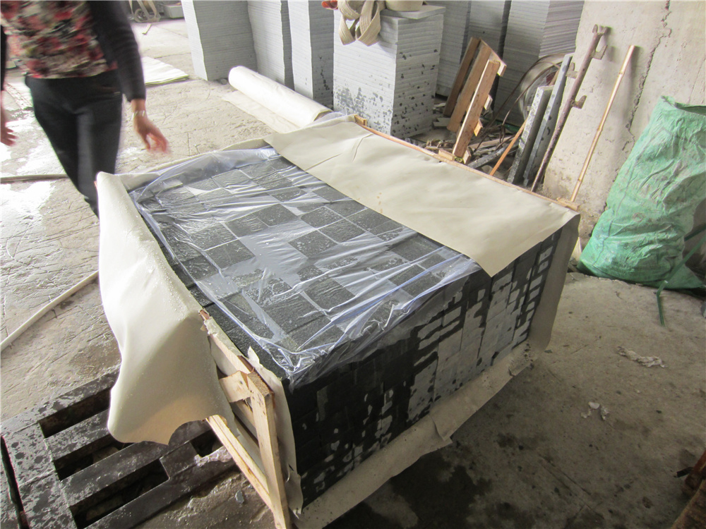 Flamed Finnish Grey Granite Cube Stone Square Stone for Outdoor Paving