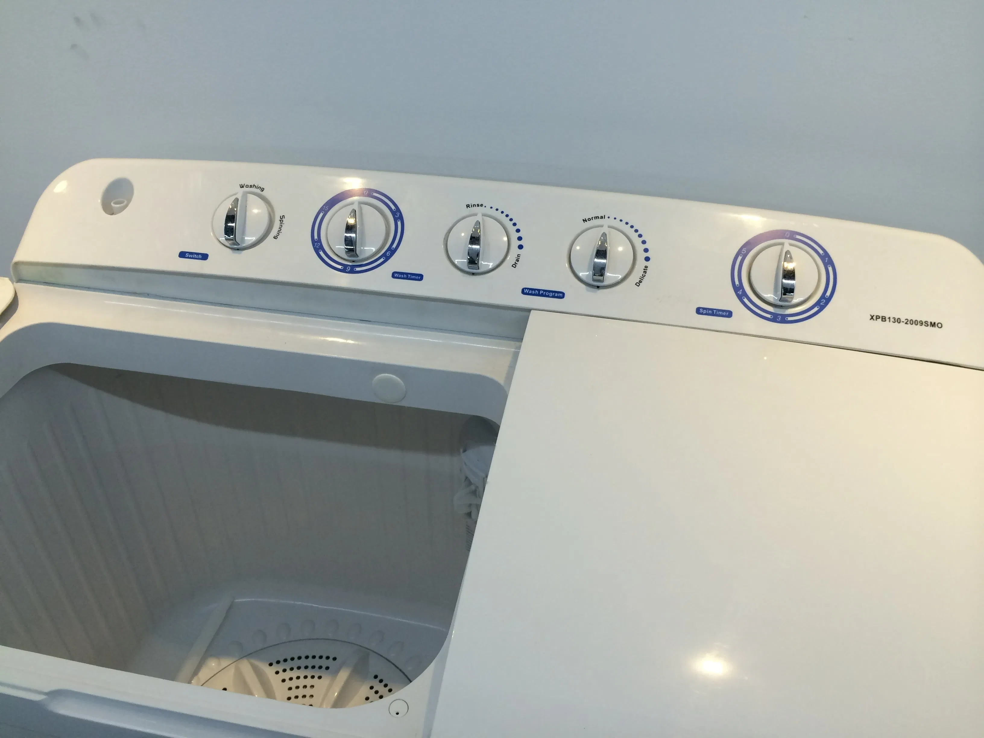 11kg Large Capacity Household Semi-Automatic Double Drum Washing Machine