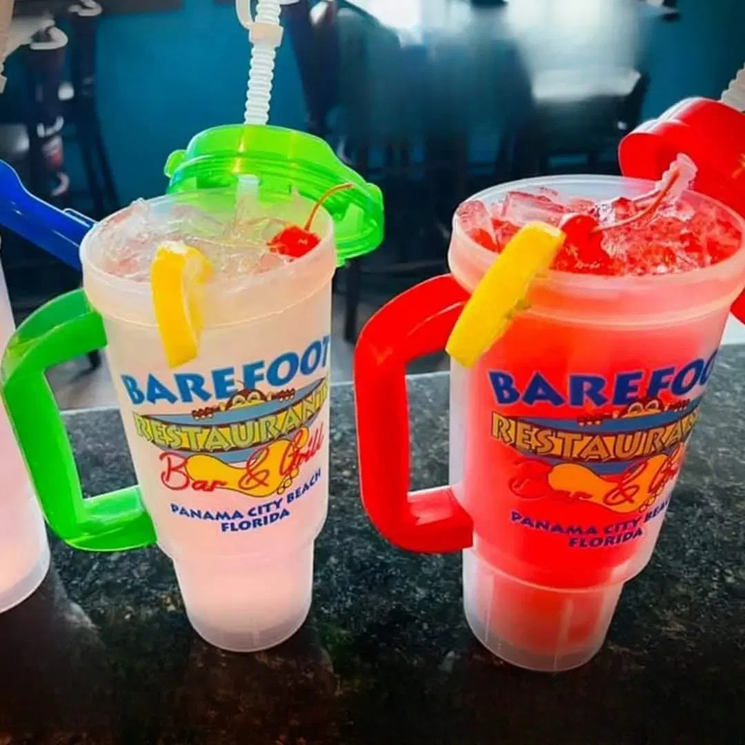 Прозрачный пластиковый стакан 32oz с крышкой и трубочкой