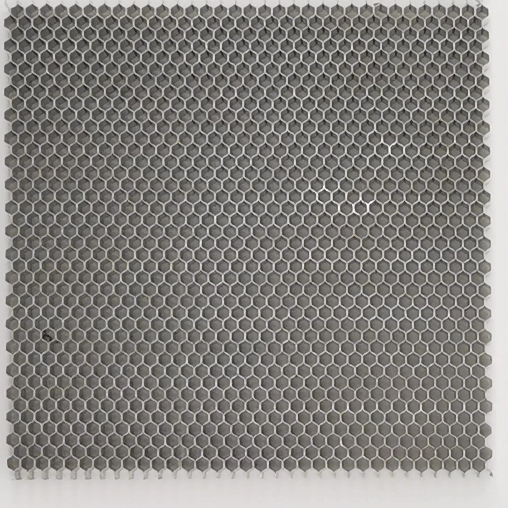 Untreated / Rustproof Coating / Degreasing Aluminum Honeycomb Core Aluminum PVDF Aluminum Composite Honeycomb Panel