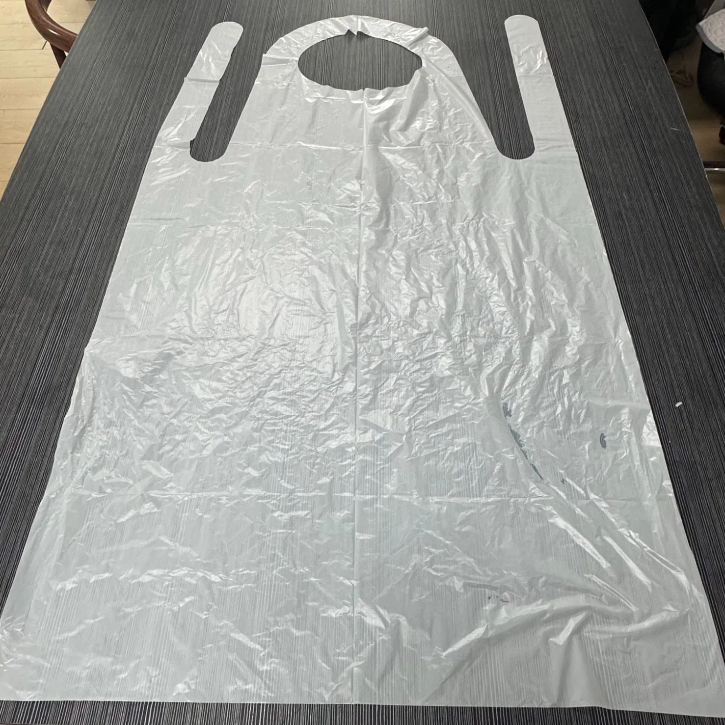 Disposable Plastic Aprons - Waterproof & Oil-Proof Protection for Work & Home