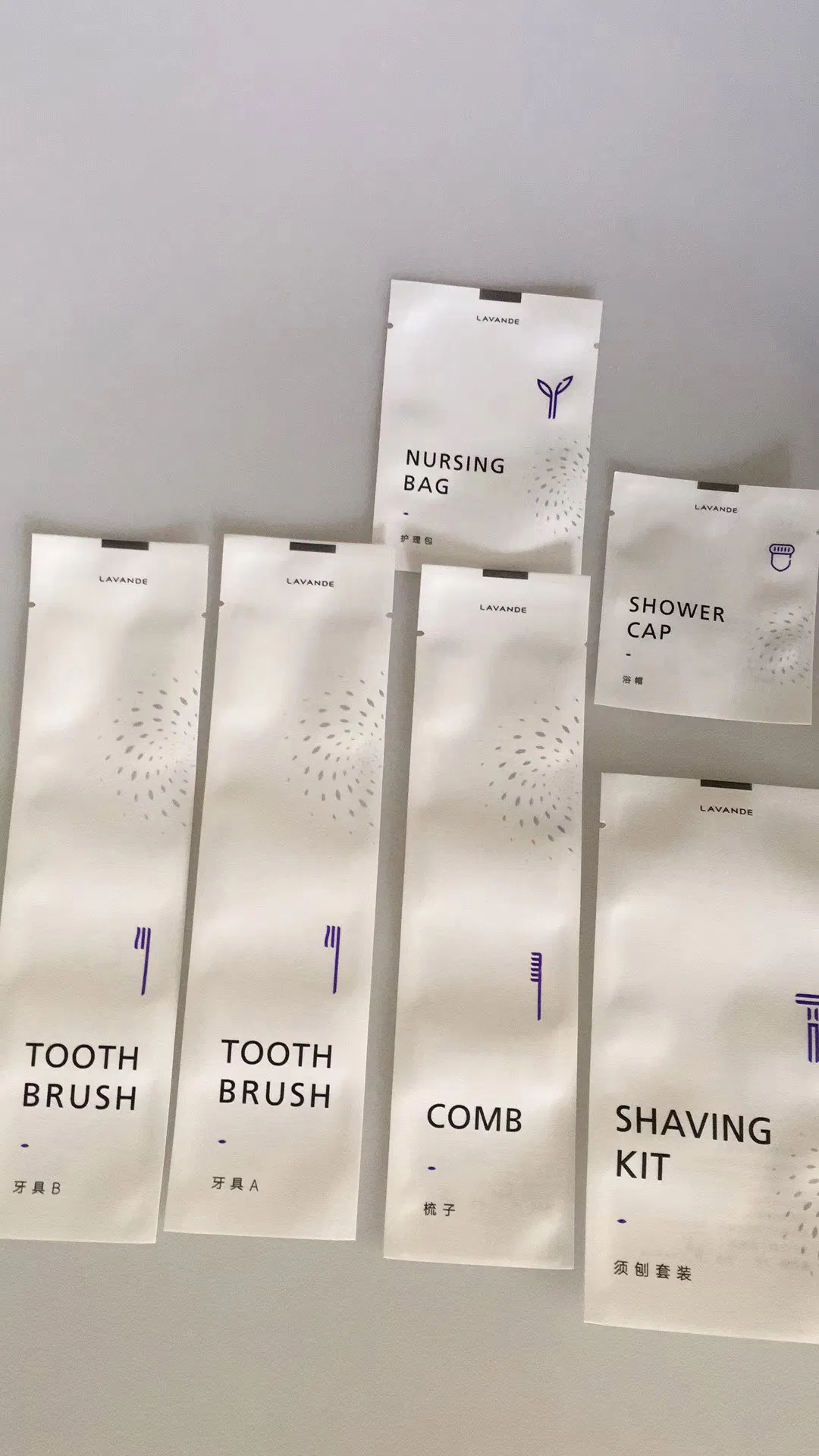 Hotel Amenities in Plastic Sachet for Hotel Room Using