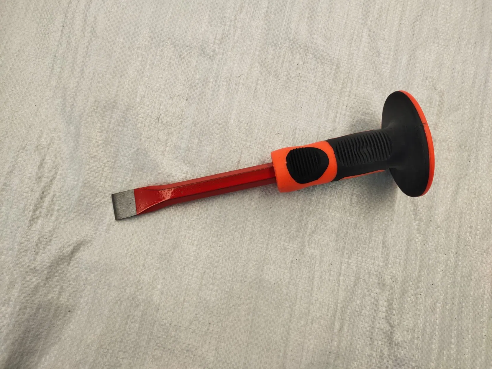 Долото пробойное резиновое качественное