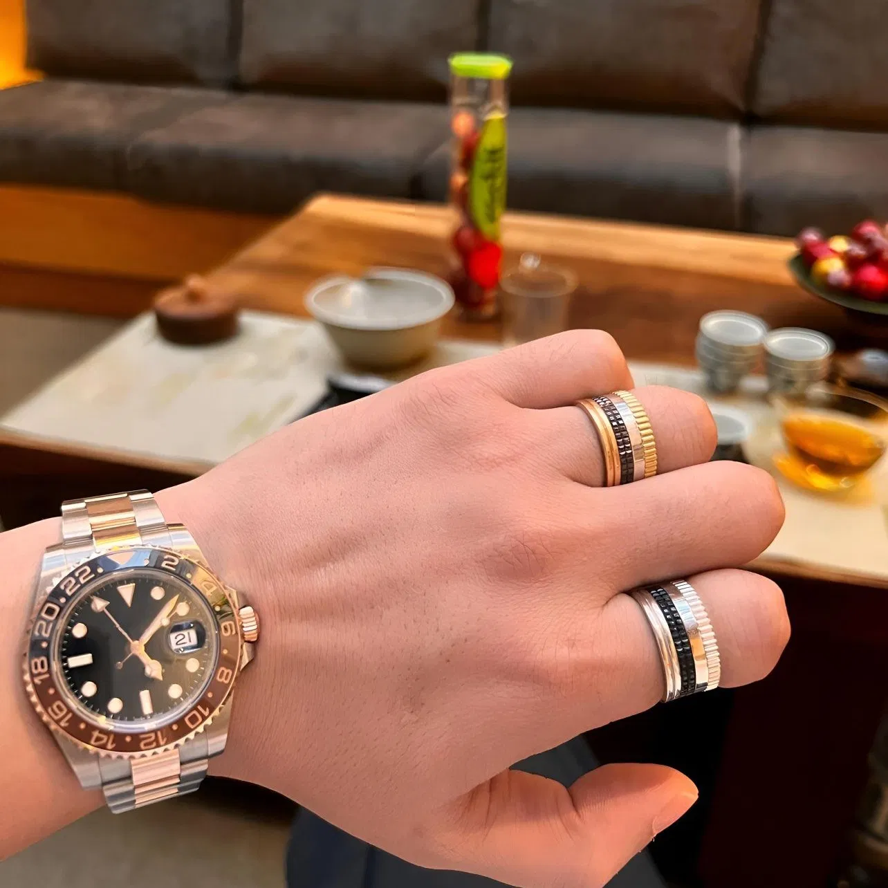 Custom Top Quality Female Business 904L Stainless Steel Crescent Luminous Sapphire Surface Calendar Water Resistant Mechanical Watch