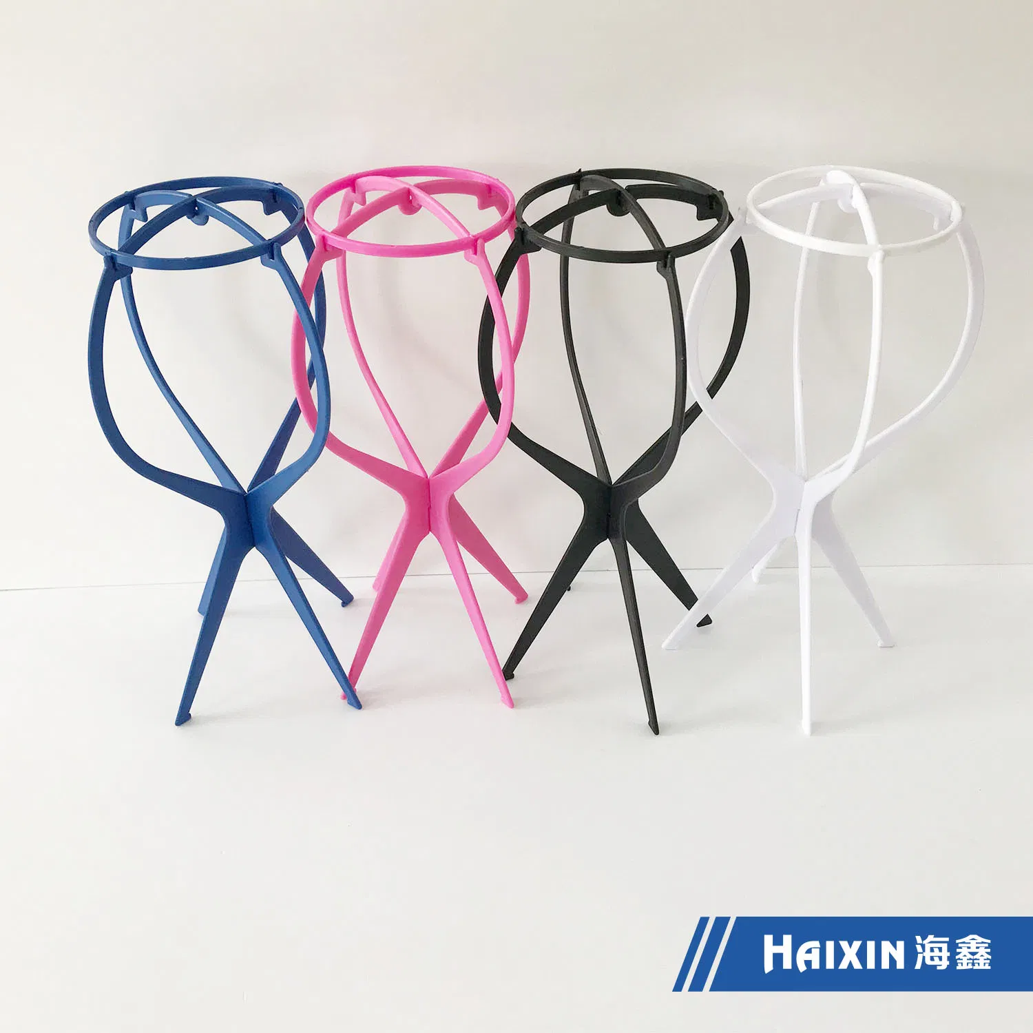 Качественная пластиковая подставка для парика