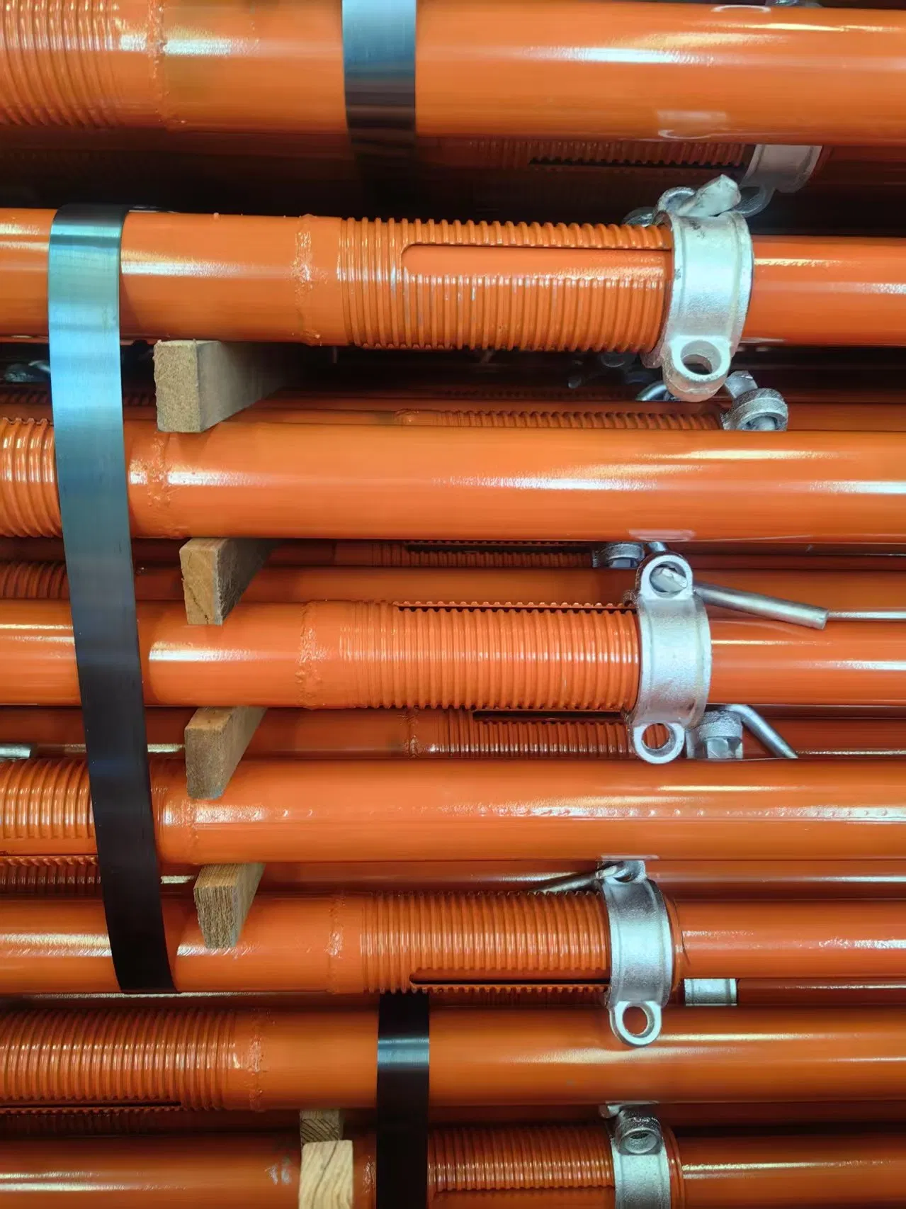 Adjustable Steel Scaffold Props for Secure Construction Support