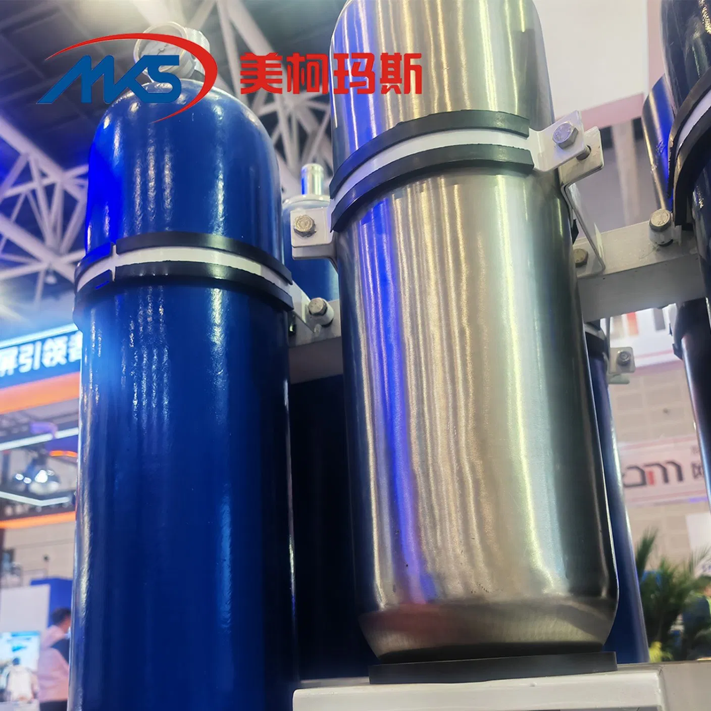 Гидравлический аккумулятор 469-3062 для экскаватора-погрузчика