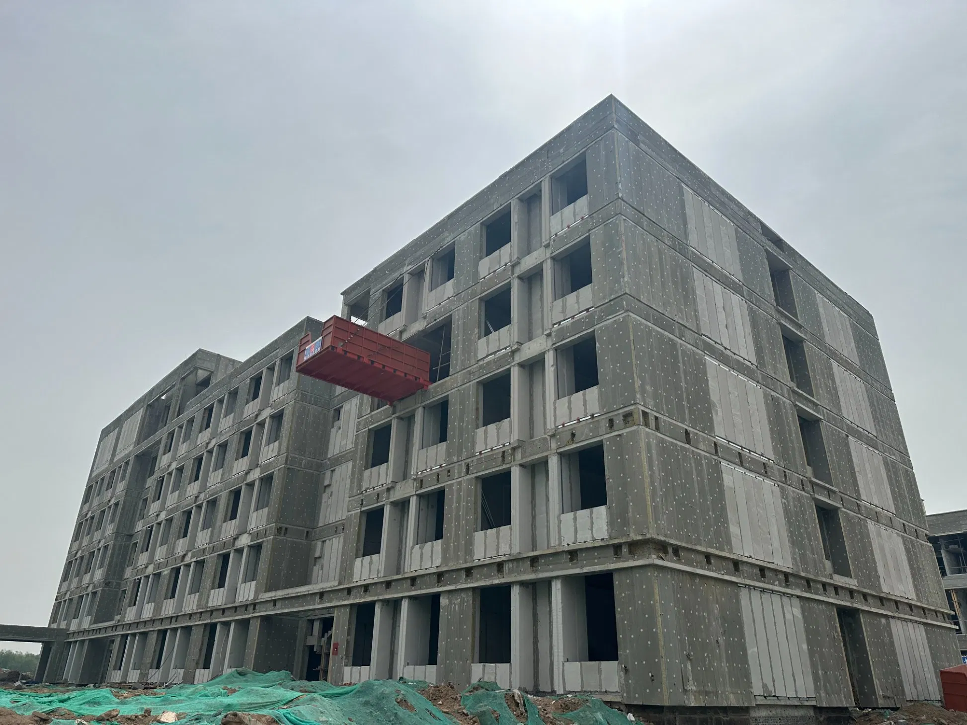 Durable Prefabricated Wall Panels for Quick and Easy Setup