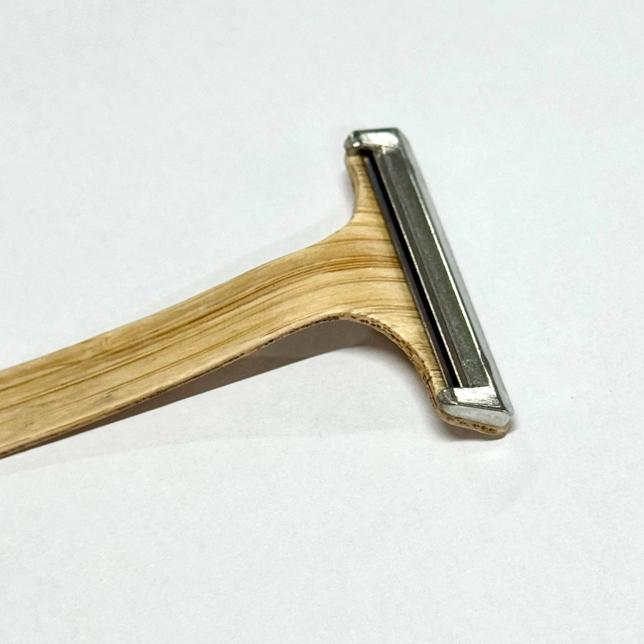 Eco-Friendly Bamboo Handle Safety Razor for Sustainable Shaving 06