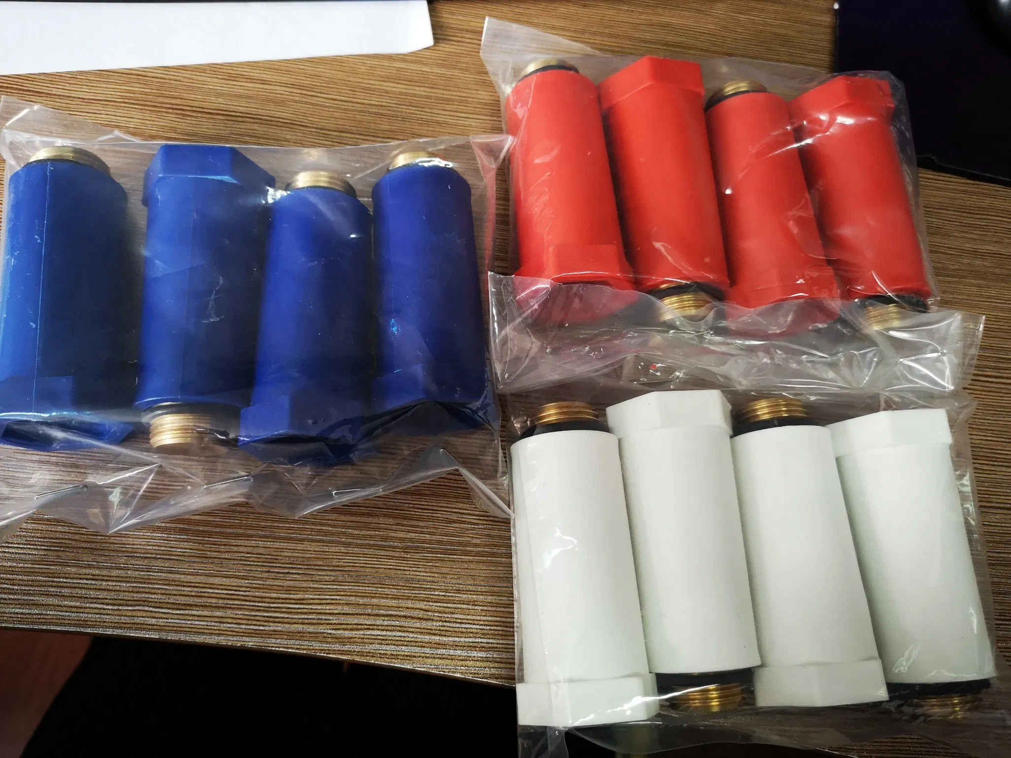 Dustproof & Anti-Corrosion PVC Water Pipe Protective Plug with Brass Head