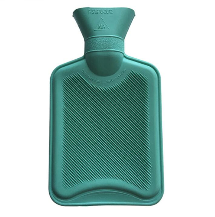 High Quality Medical 2000ml China Rollmed Rubber Hot-Water Hot Water Hand Warmer Bag Bottle with Cover