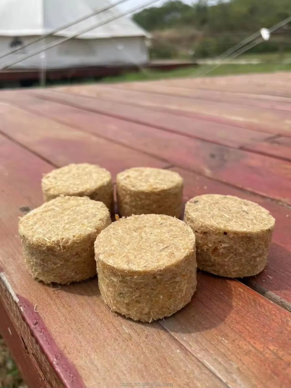 Atural Wood Chips Fire Starter for Camping and Grilling