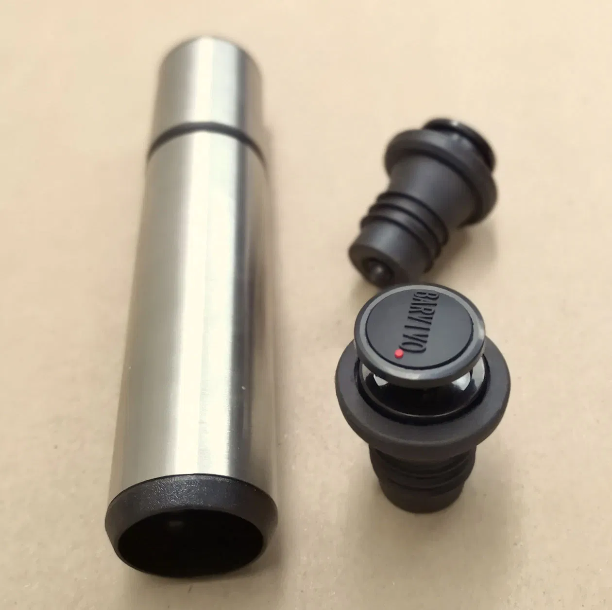 Wine Pump Vacuum Pump with 4 Vacuum Wine Stopper Mini Pump Vacuum