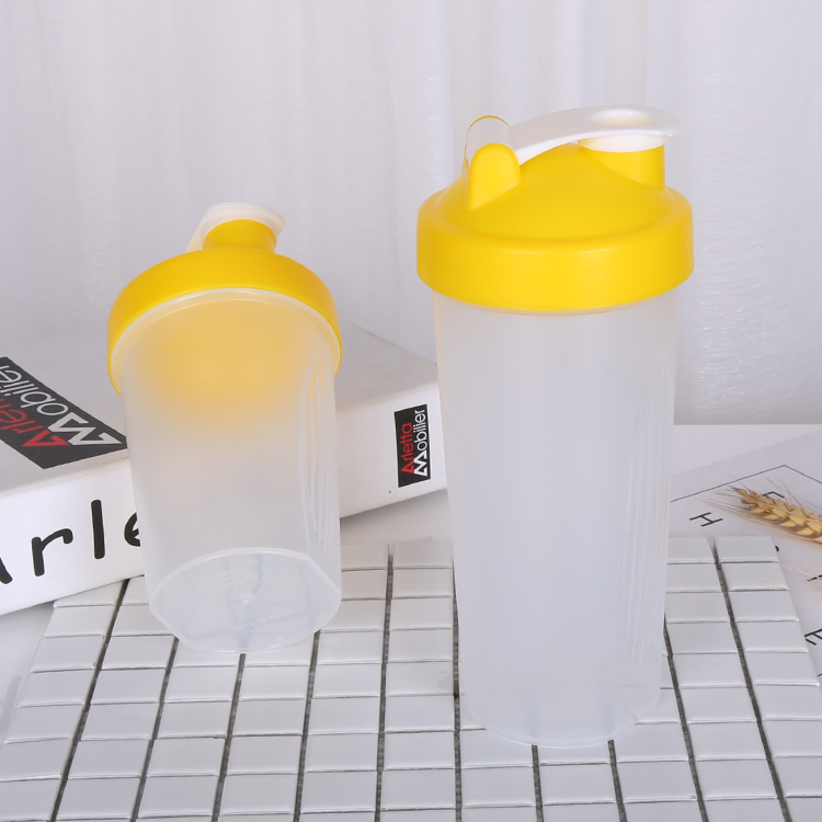 Спортивная бутылка-шейкер 700 мл с логотипом