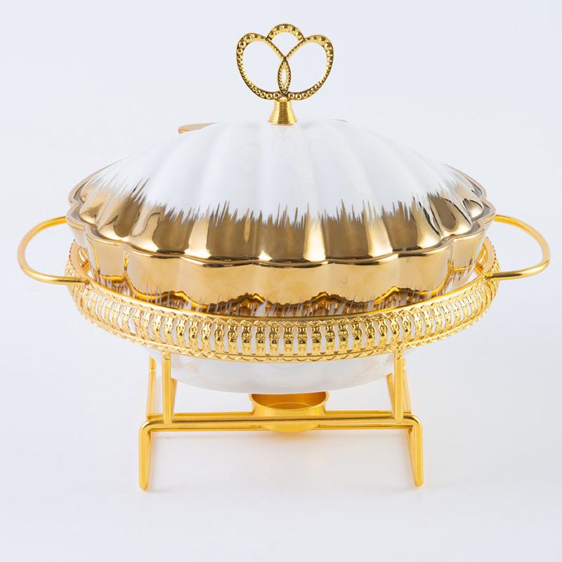 Shell Shape Ceramic Casserole Home Luxury Gold Tableware Heating Hotel Dry Soup Pot Gold Rack Food Wamer with Candle Holder