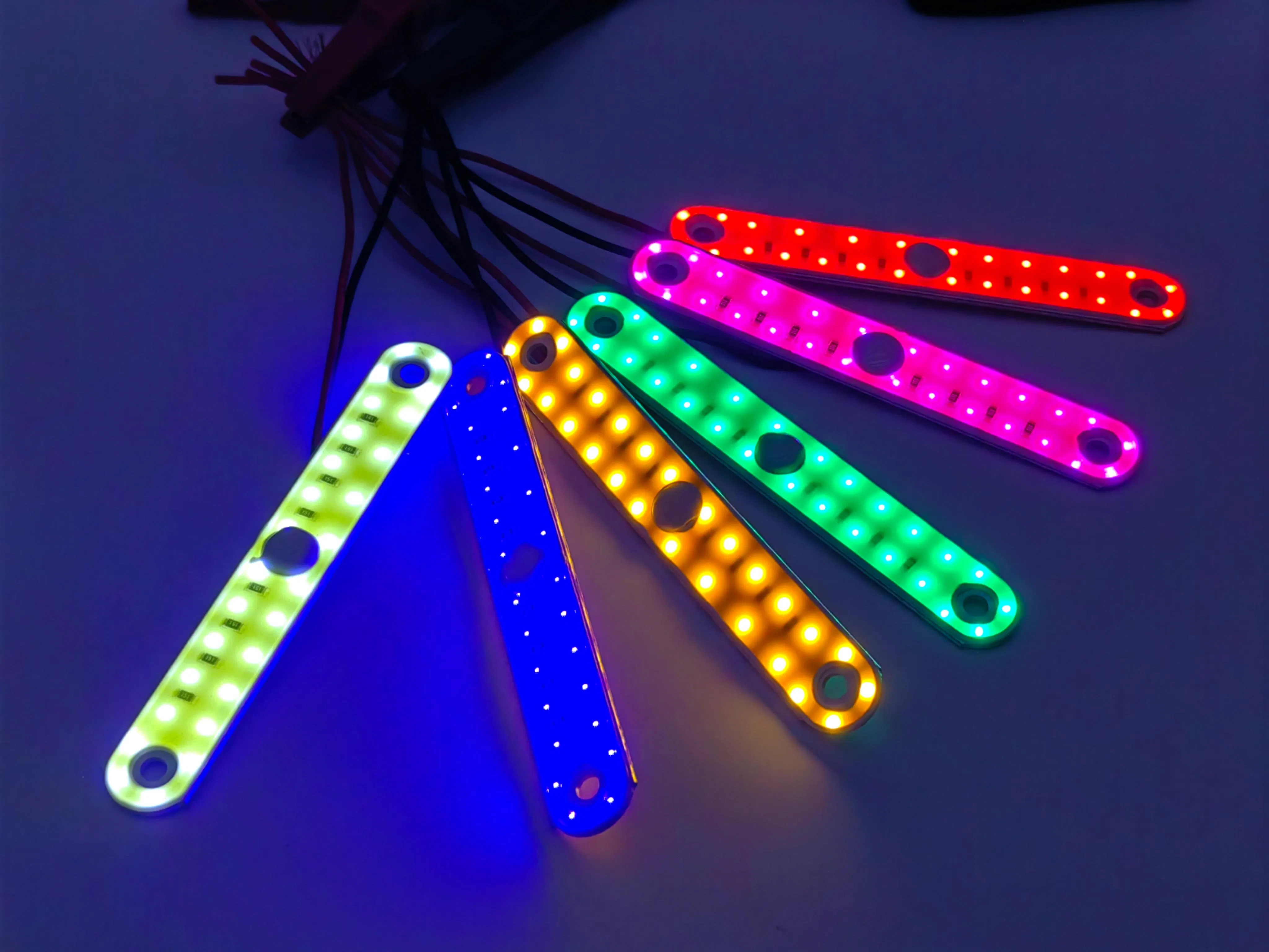 Боковой габаритный фонарь для автобуса, фургона, прицепа 12В/24В