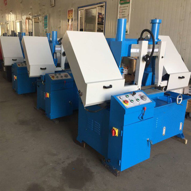 Ленточная пила по металлу горизонтальная с ЧПУ GH4235