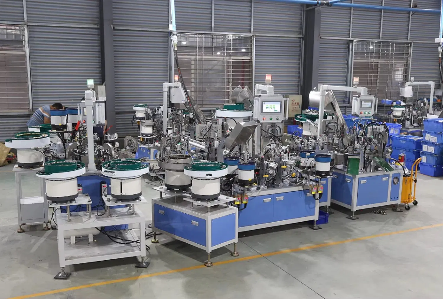 Full Automatic Cabinet Hinge Assembly Machine