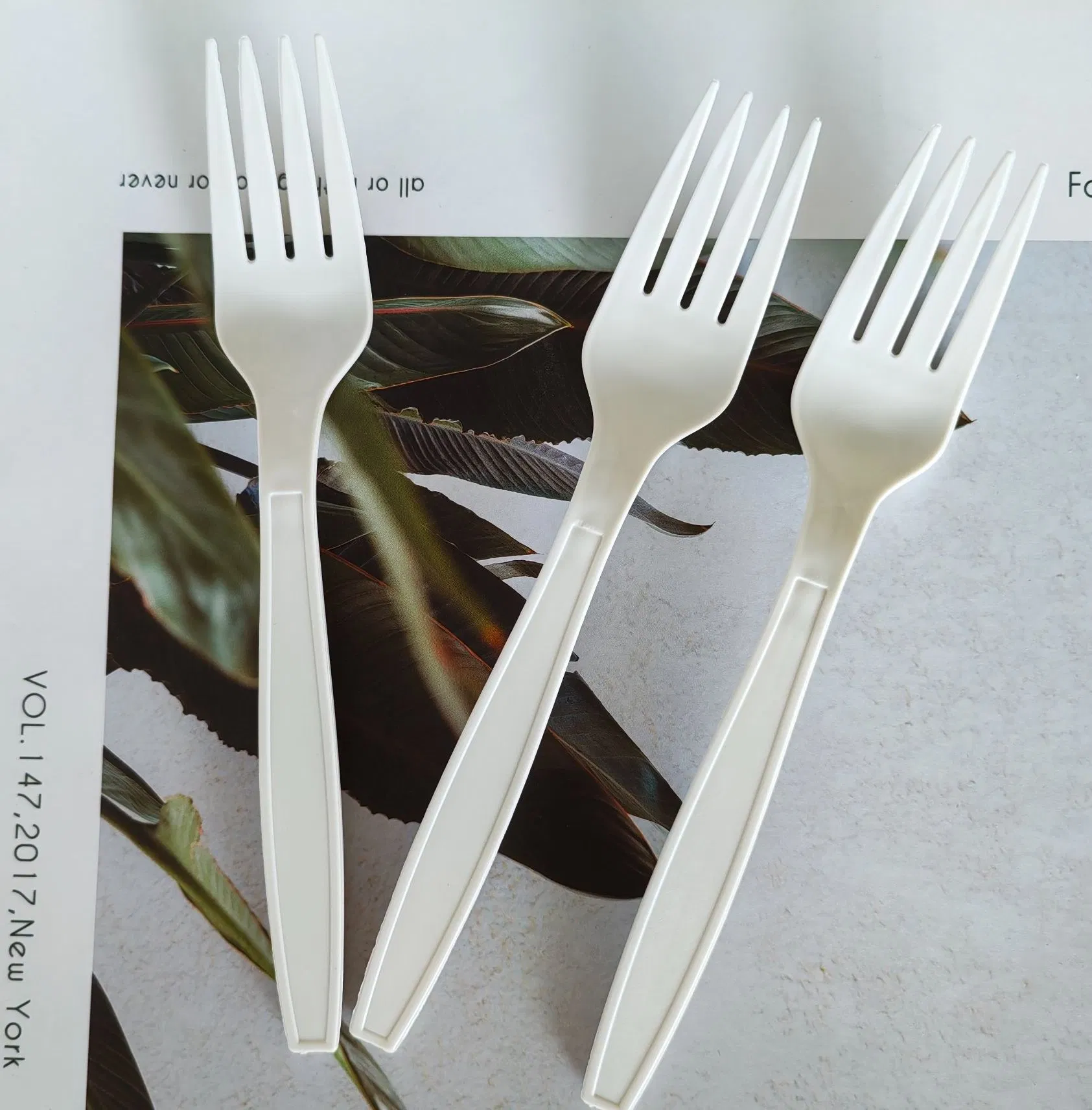 Hot Sale Biodegradable Cornstarch Cutlery Set Disposable Tableware Including Knives Forks Spoons