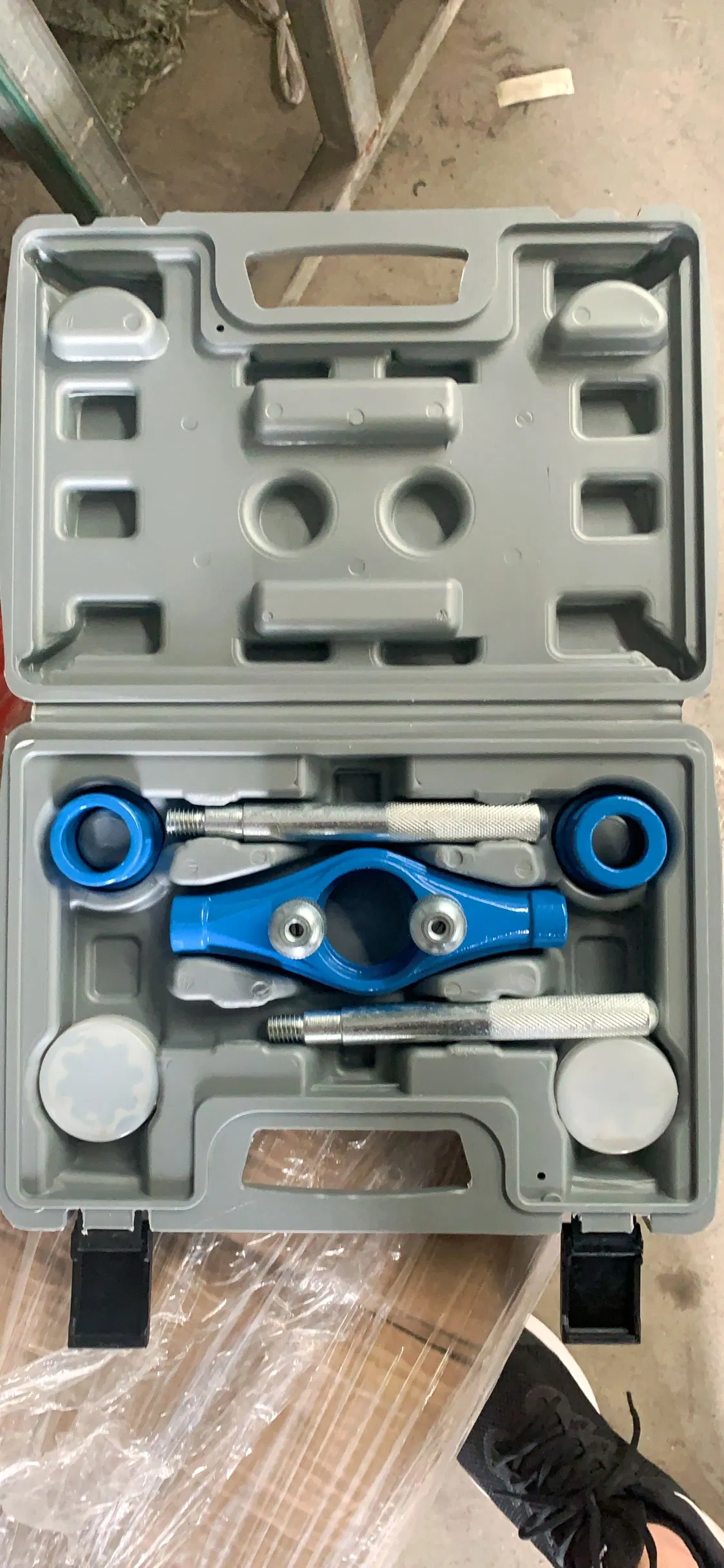 Плашка для нарезки резьбы на стальных трубах 20-25 мм