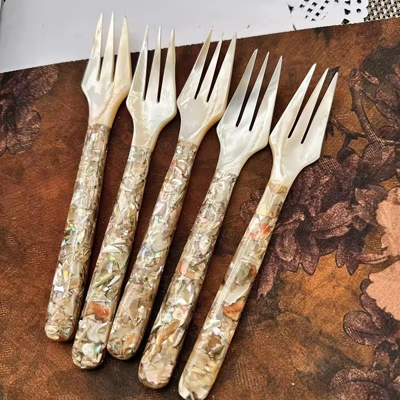 Elegant Shell Patterned Fork for Dessert and Fruit Serving