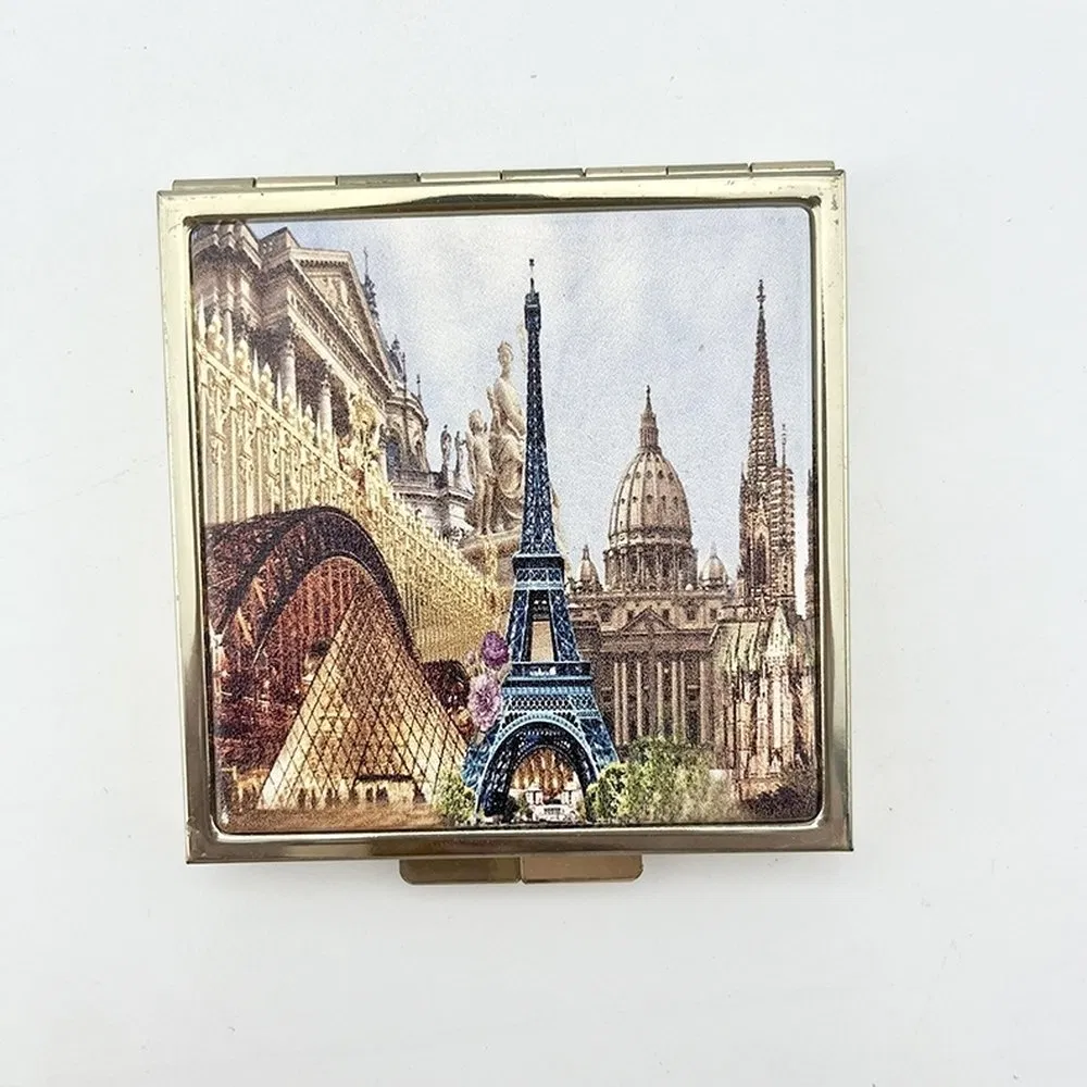 Waterproof and Dustproof Quiet Opening and Closing Portable Compact Mirror