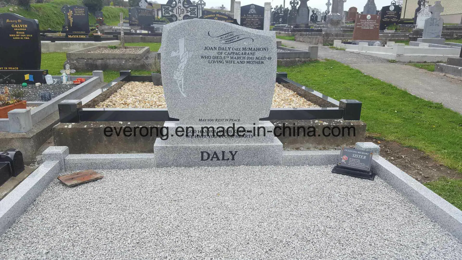 Irish Style White/Grey/Black Granite Tombstone/ Headstone