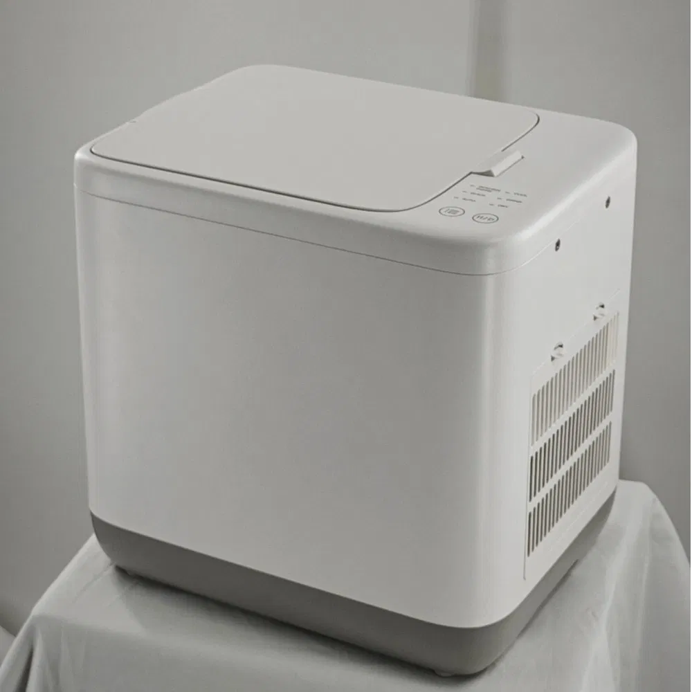 Innovative Food Waste Composter Keeps Your Kitchen Cleaner