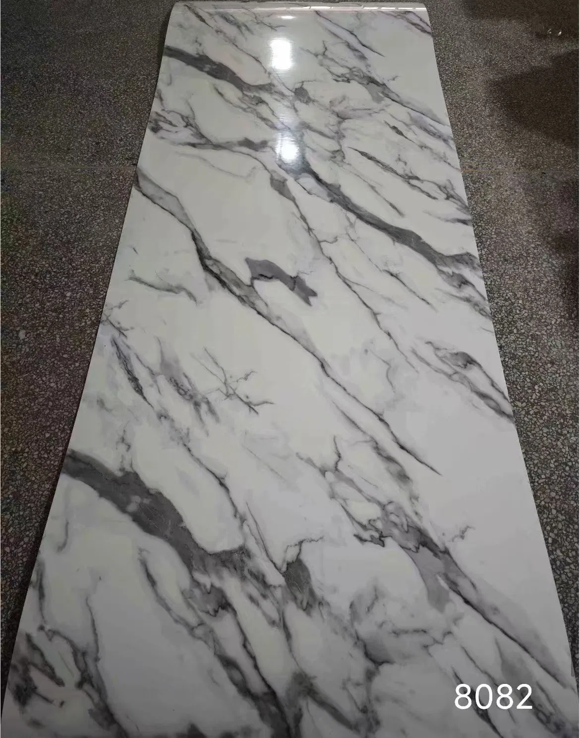 Hot Selliing Peel and Stick Textured Wooden Grain Pet Tiles Heat-Resistant Soft PVC Panels Self-Adhesive Marble Wall Sticker for Interior Wall Makeover