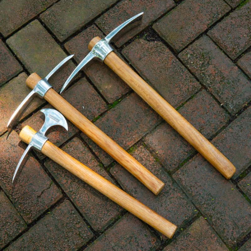 Garden Pick Mattock Hoe Transplanting Digging Planting Loosening Soil Camping or Prospecting