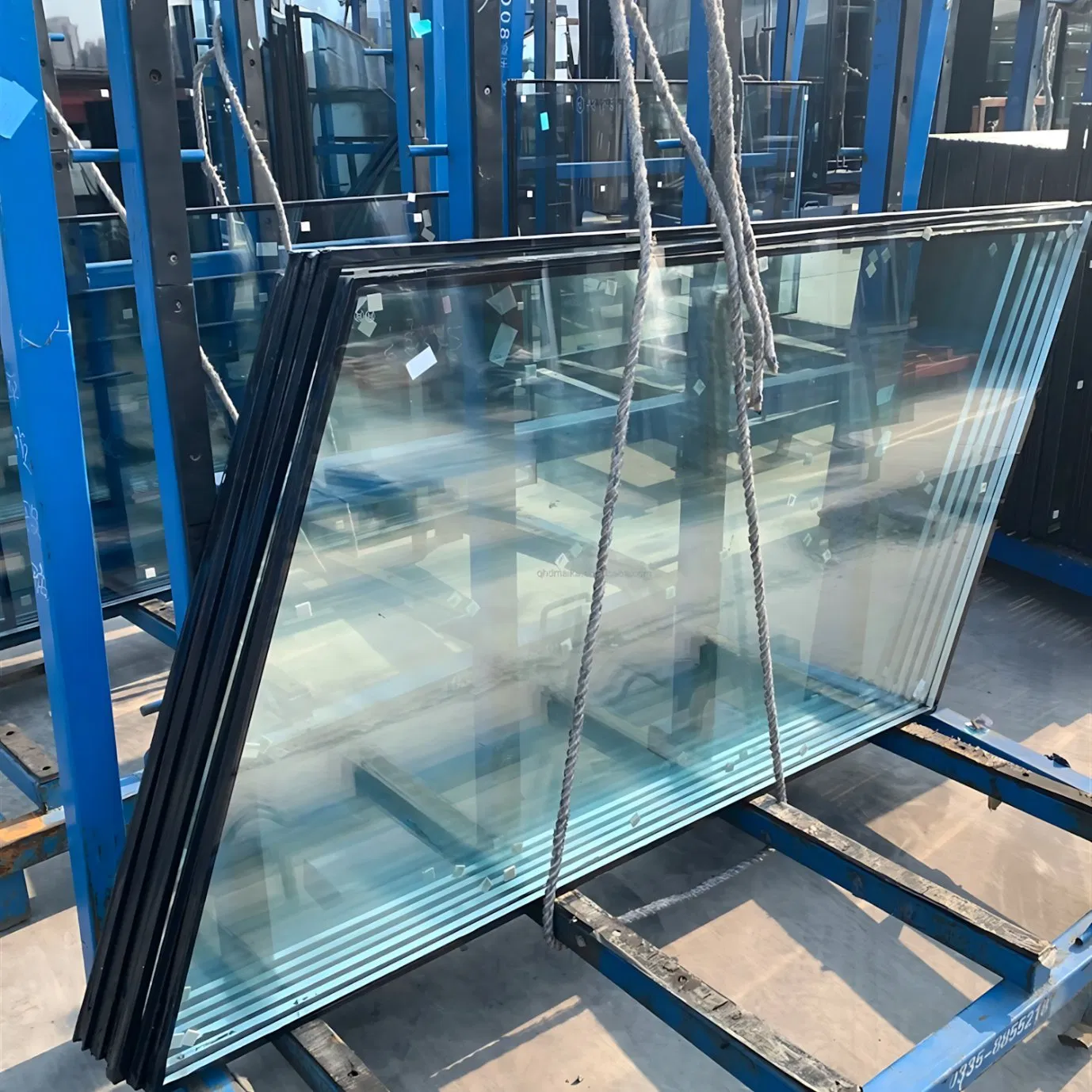 High Performance Multi Layer Insulation Glass That Provides Excellent Thermal and Acoustic Insulation for Long Term Use