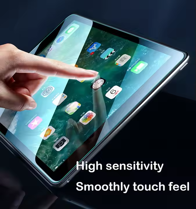 Защитная плёнка 2.5D 0.33мм для iPad PRO 13