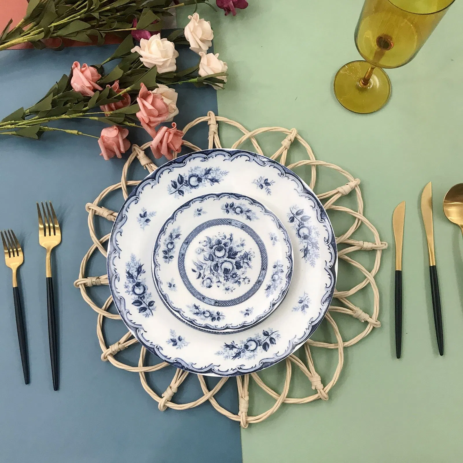 Paibee Elegant Rattan Plate Charger Plates Wholesales for Wedding and Event