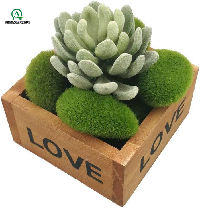 Камни декоративные искусственные с мхом для сада