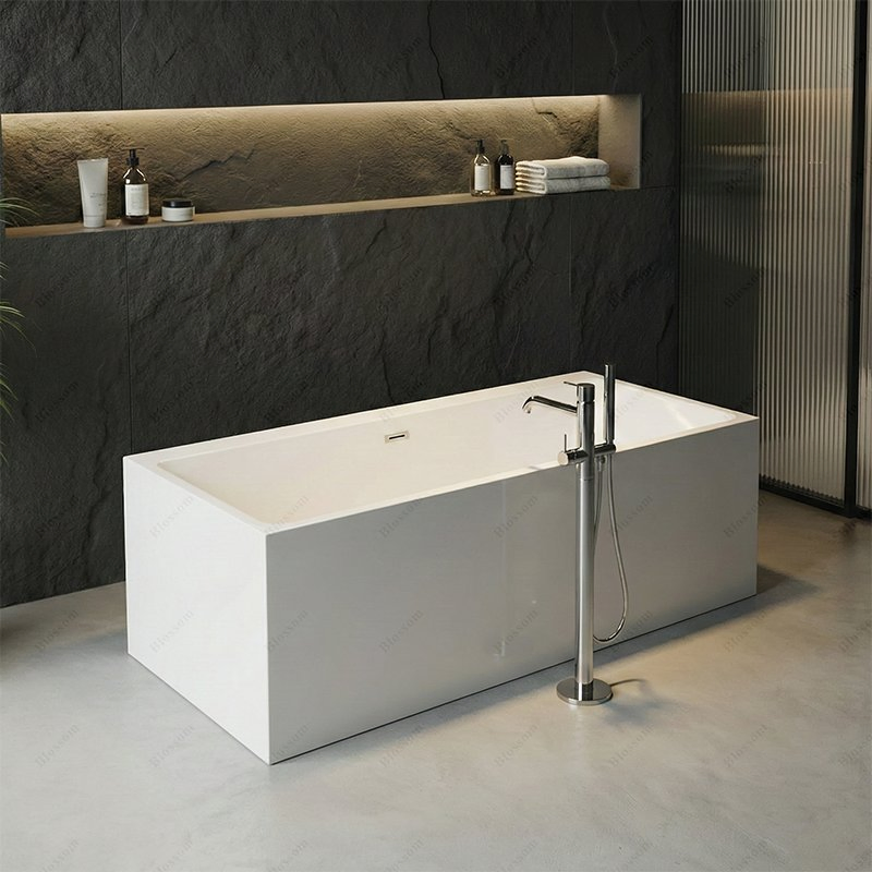 Elegant Round Acrylic Freestanding Bathtub with Internal Steel Support Frame Used in Villa Master Rooms