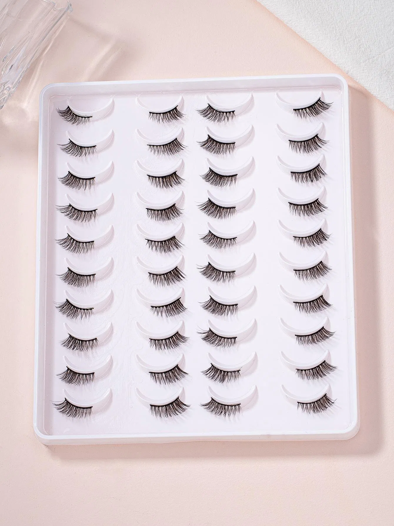 Wholesale Customized Packing 3D Fluffy Wispy Volume Fan Faux Mink Extensions Eyelash