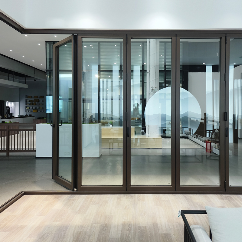 Алюминиевые раздвижные двери-гармошка для коммерции