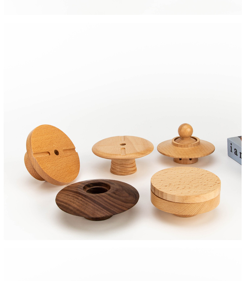 Bartending Cocktail Smoker Kit with Torch and 4 Wood Chips Wooden Box for Italy Big Whale Dinkelacker