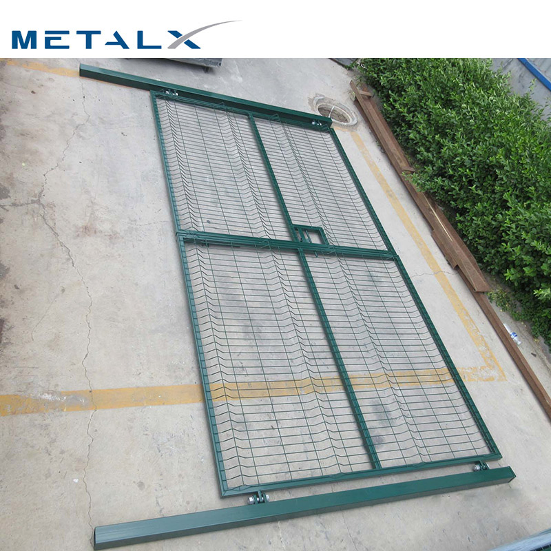 Garden Perimeter 3D Curved Iron Wire Mesh Fence Peach Shape Post Fencing