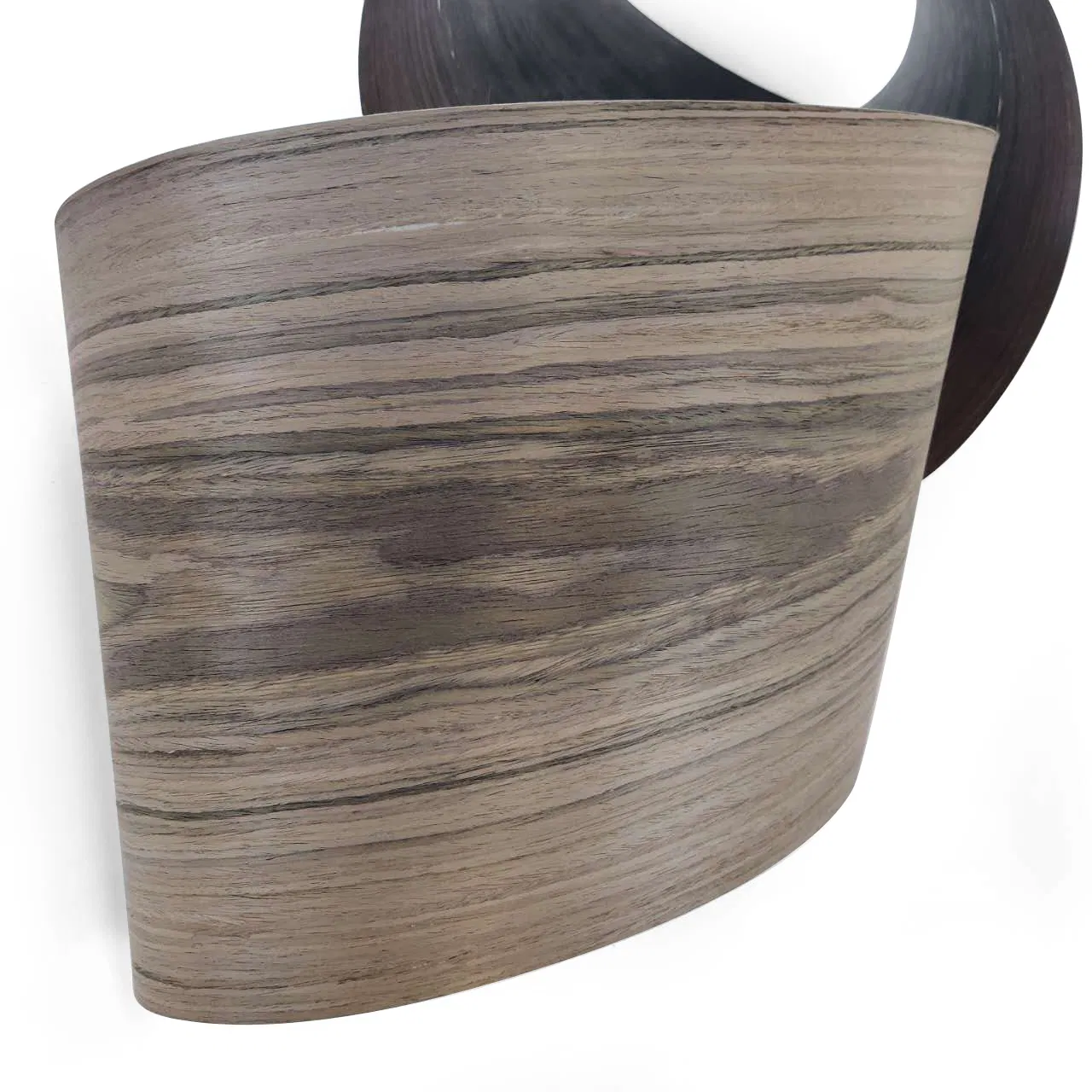 Black Oak Engineered Reconstituted Wood Veneer for Furniture Decoration